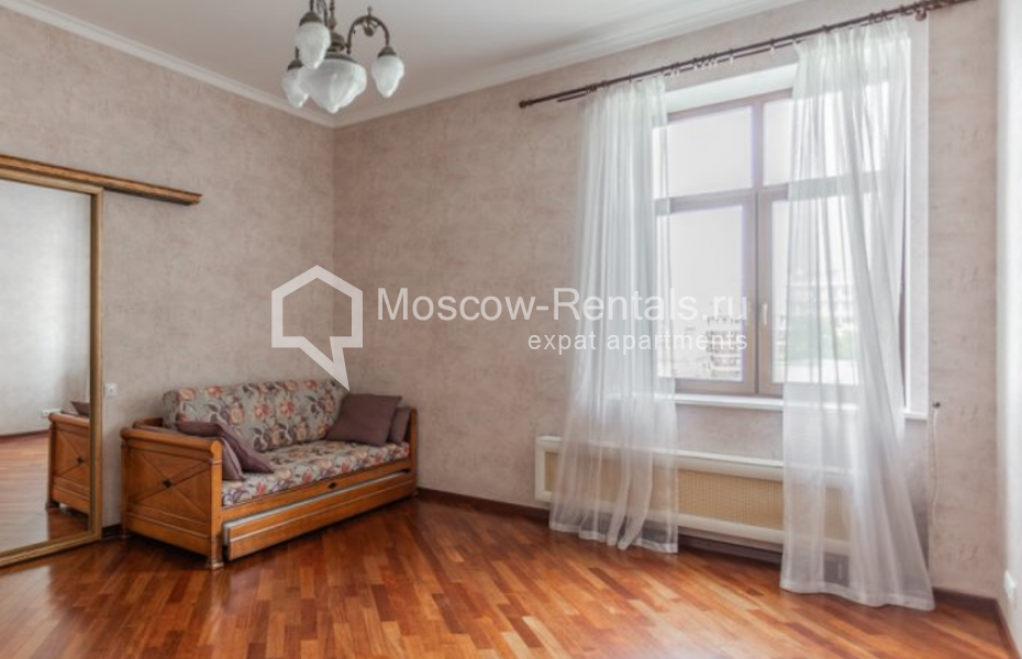Photo #11 4-room (3 BR) apartment for <a href="http://moscow-rentals.ru/en/articles/long-term-rent" target="_blank">a long-term</a> rent
 in Russia, Moscow, 1st Spasonolivkovskyi lane, 18С2