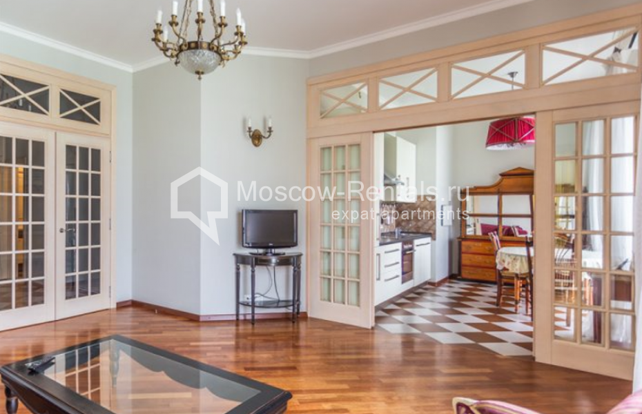 Photo #1 4-room (3 BR) apartment for <a href="http://moscow-rentals.ru/en/articles/long-term-rent" target="_blank">a long-term</a> rent
 in Russia, Moscow, 1st Spasonolivkovskyi lane, 18С2