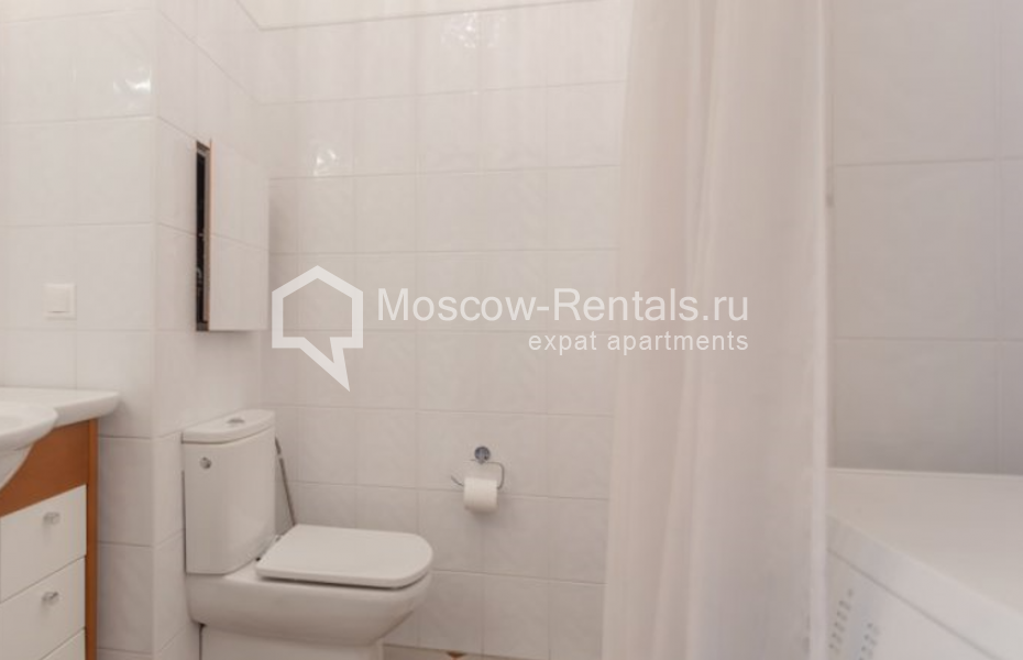 Photo #15 4-room (3 BR) apartment for <a href="http://moscow-rentals.ru/en/articles/long-term-rent" target="_blank">a long-term</a> rent
 in Russia, Moscow, 1st Spasonolivkovskyi lane, 18С2