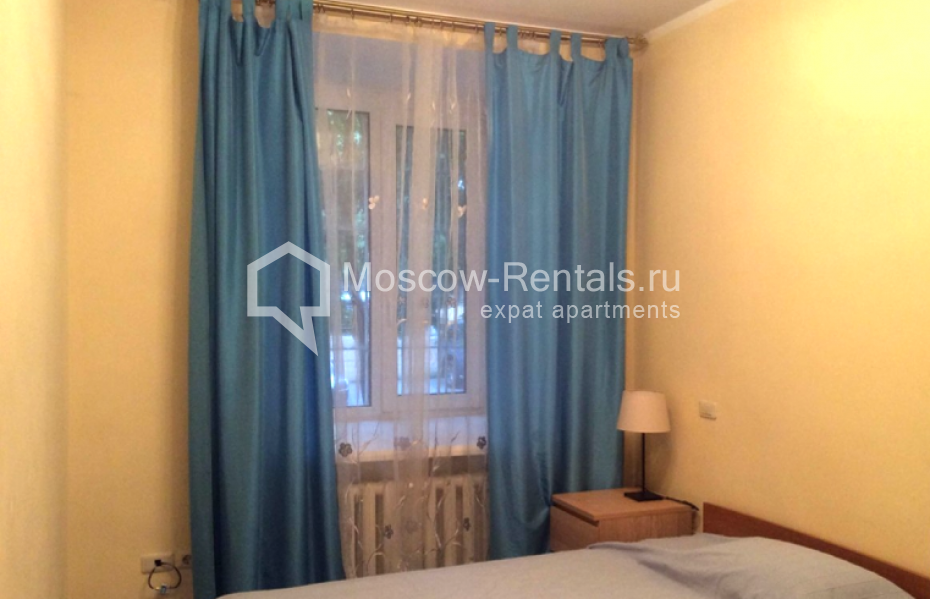 Photo #8 3-room (2 BR) apartment for <a href="http://moscow-rentals.ru/en/articles/long-term-rent" target="_blank">a long-term</a> rent
 in Russia, Moscow, Rostovskaya emb, 3