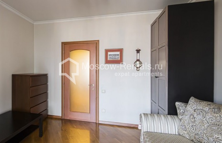 Photo #10 4-room (3 BR) apartment for <a href="http://moscow-rentals.ru/en/articles/long-term-rent" target="_blank">a long-term</a> rent
 in Russia, Moscow, Konnyi lane, 4