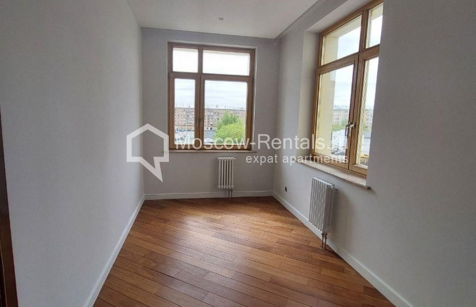 Photo #8 4-room (3 BR) apartment for <a href="http://moscow-rentals.ru/en/articles/long-term-rent" target="_blank">a long-term</a> rent
 in Russia, Moscow, Lomonoskovskyi prosp, 25к1