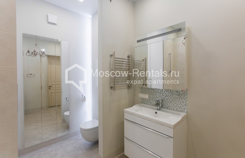 Photo #15 4-room (3 BR) apartment for <a href="http://moscow-rentals.ru/en/articles/long-term-rent" target="_blank">a long-term</a> rent
 in Russia, Moscow, B. Ordynka str, 67