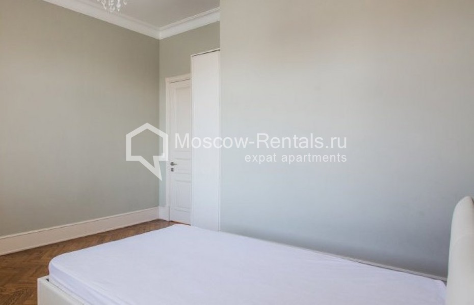 Photo #13 4-room (3 BR) apartment for <a href="http://moscow-rentals.ru/en/articles/long-term-rent" target="_blank">a long-term</a> rent
 in Russia, Moscow, B. Ordynka str, 67