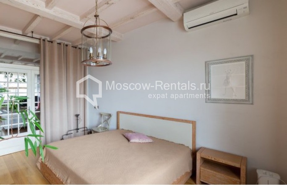 Photo #5 4-room (3 BR) apartment for <a href="http://moscow-rentals.ru/en/articles/long-term-rent" target="_blank">a long-term</a> rent
 in Russia, Moscow, Lavrushinksyi lane, 17С4