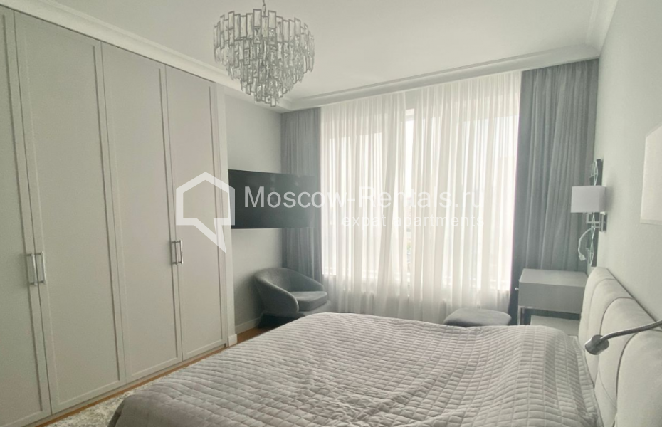 Photo #6 4-room (3 BR) apartment for <a href="http://moscow-rentals.ru/en/articles/long-term-rent" target="_blank">a long-term</a> rent
 in Russia, Moscow, Shmitovskyi proezd, 39к3