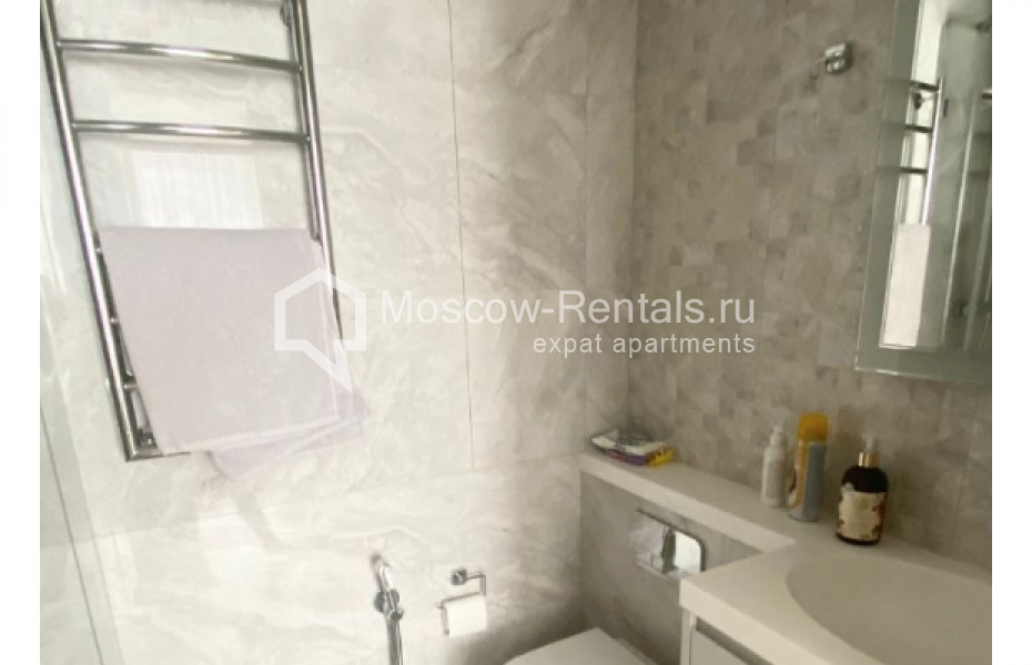 Photo #13 4-room (3 BR) apartment for <a href="http://moscow-rentals.ru/en/articles/long-term-rent" target="_blank">a long-term</a> rent
 in Russia, Moscow, Shmitovskyi proezd, 39к3
