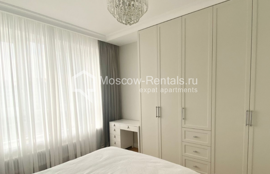 Photo #14 4-room (3 BR) apartment for <a href="http://moscow-rentals.ru/en/articles/long-term-rent" target="_blank">a long-term</a> rent
 in Russia, Moscow, Shmitovskyi proezd, 39к3