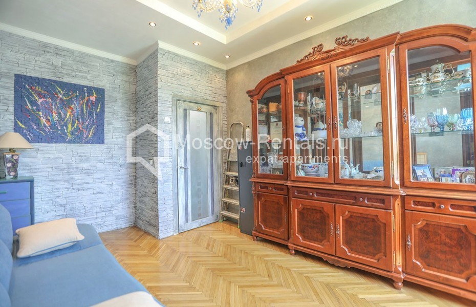 Photo #8 3-room (2 BR) apartment for <a href="http://moscow-rentals.ru/en/articles/long-term-rent" target="_blank">a long-term</a> rent
 in Russia, Moscow, Studencheskay str, 30к1