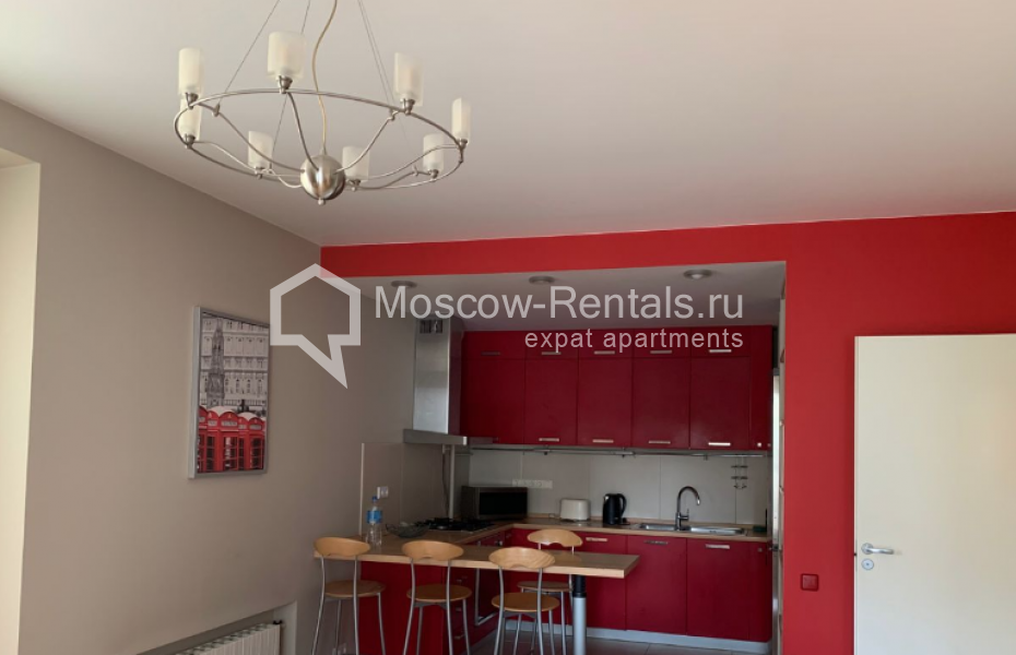 Photo #2 3-room (2 BR) apartment for <a href="http://moscow-rentals.ru/en/articles/long-term-rent" target="_blank">a long-term</a> rent
 in Russia, Moscow, Staropimenovskyi lane, 4С1