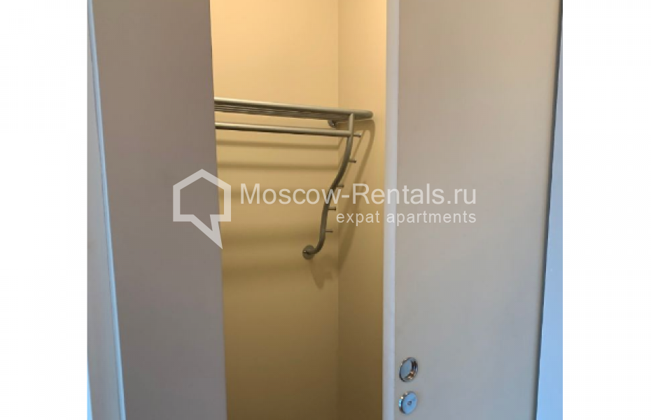 Photo #12 3-room (2 BR) apartment for <a href="http://moscow-rentals.ru/en/articles/long-term-rent" target="_blank">a long-term</a> rent
 in Russia, Moscow, Staropimenovskyi lane, 4С1