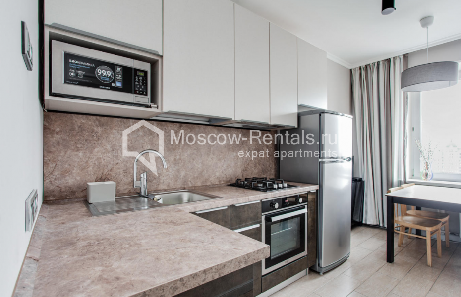 Photo #4 3-room (2 BR) apartment for <a href="http://moscow-rentals.ru/en/articles/long-term-rent" target="_blank">a long-term</a> rent
 in Russia, Moscow, Staropimenovskyi lane, 12/6