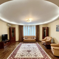 Photo #1 3-room (2 BR) apartment for <a href="http://moscow-rentals.ru/en/articles/long-term-rent" target="_blank">a long-term</a> rent
 in Russia, Moscow, M. Dmitrovka str, 15