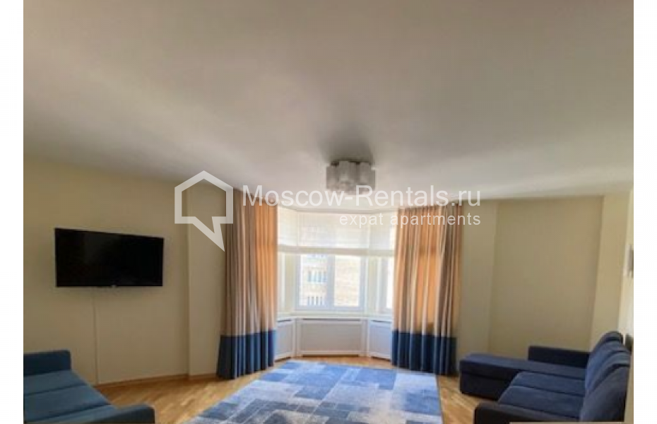 Photo #1 3-room (2 BR) apartment for <a href="http://moscow-rentals.ru/en/articles/long-term-rent" target="_blank">a long-term</a> rent
 in Russia, Moscow, Vorotnikovskyi lane, 5/9