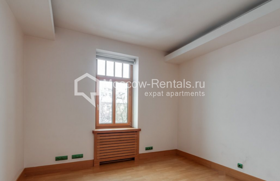 Photo #5 5-room (4 BR) apartment for <a href="http://moscow-rentals.ru/en/articles/long-term-rent" target="_blank">a long-term</a> rent
 in Russia, Moscow, Prechistenka str, 40/2С2