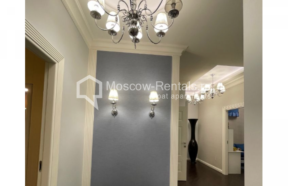 Photo #4 4-room (3 BR) apartment for <a href="http://moscow-rentals.ru/en/articles/long-term-rent" target="_blank">a long-term</a> rent
 in Russia, Moscow, Smolenskaya emb, 2