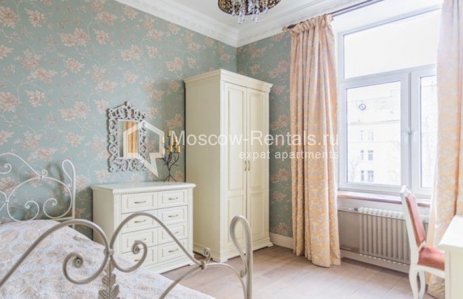 Photo #11 5-room (4 BR) apartment for <a href="http://moscow-rentals.ru/en/articles/long-term-rent" target="_blank">a long-term</a> rent
 in Russia, Moscow, Sechenovskyi lane, 7