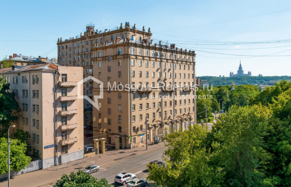 Photo #17 4-room (3 BR) apartment for <a href="http://moscow-rentals.ru/en/articles/long-term-rent" target="_blank">a long-term</a> rent
 in Russia, Moscow, B. Pirogovskaya str, 8
