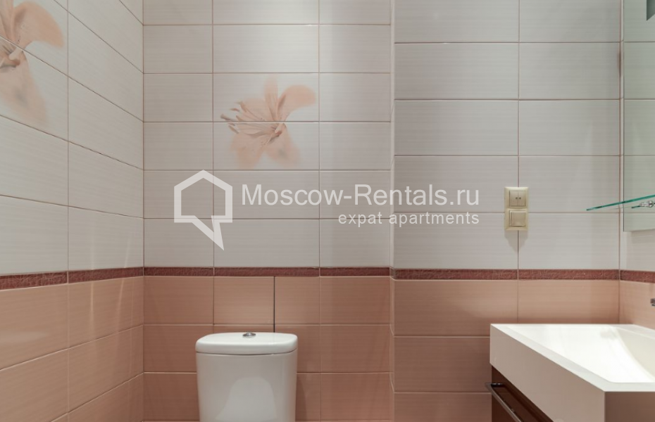 Photo #12 4-room (3 BR) apartment for <a href="http://moscow-rentals.ru/en/articles/long-term-rent" target="_blank">a long-term</a> rent
 in Russia, Moscow, B. Pirogovskaya str, 8