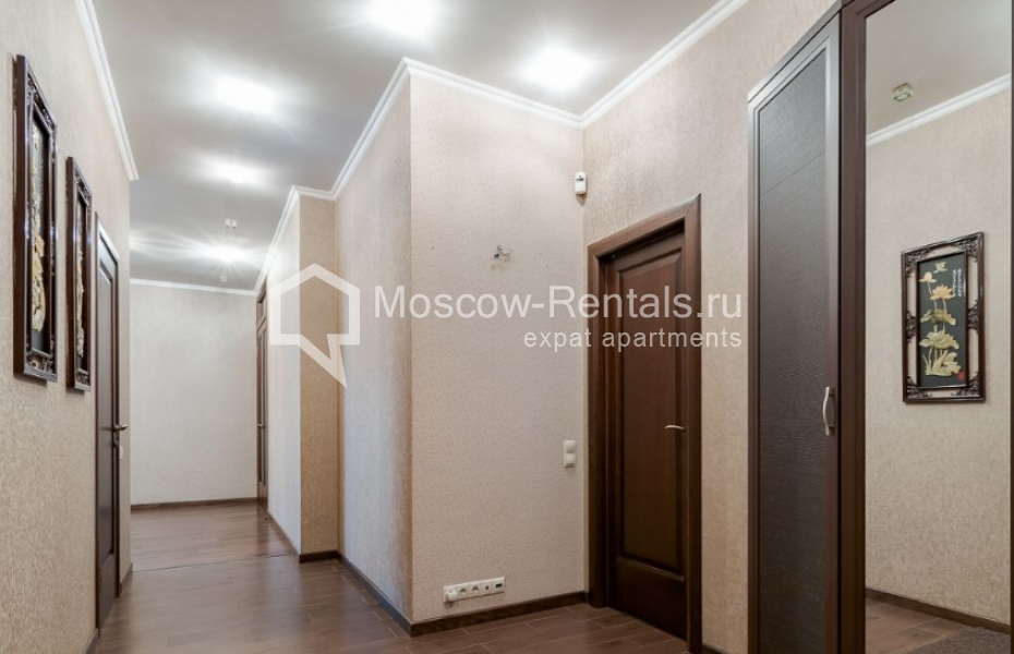 Photo #18 4-room (3 BR) apartment for <a href="http://moscow-rentals.ru/en/articles/long-term-rent" target="_blank">a long-term</a> rent
 in Russia, Moscow, B. Pirogovskaya str, 8