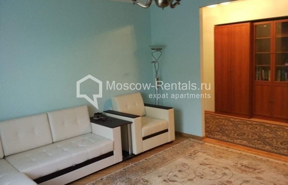Photo #4 3-room (2 BR) apartment for <a href="http://moscow-rentals.ru/en/articles/long-term-rent" target="_blank">a long-term</a> rent
 in Russia, Moscow, Smolenskaya str, 7