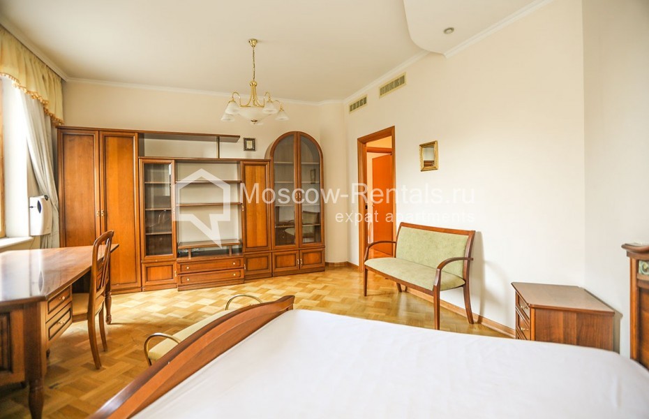 Photo #7 3-room (2 BR) apartment for <a href="http://moscow-rentals.ru/en/articles/long-term-rent" target="_blank">a long-term</a> rent
 in Russia, Moscow, Mozhaiskoe shosse, 2