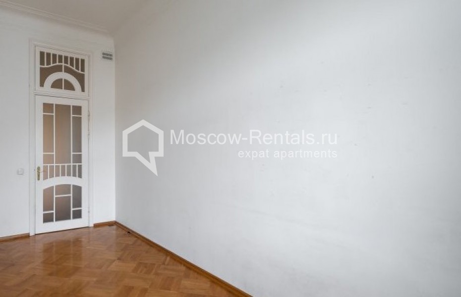 Photo #6 5-room (4 BR) apartment for <a href="http://moscow-rentals.ru/en/articles/long-term-rent" target="_blank">a long-term</a> rent
 in Russia, Moscow, B. Ordynka str, 67