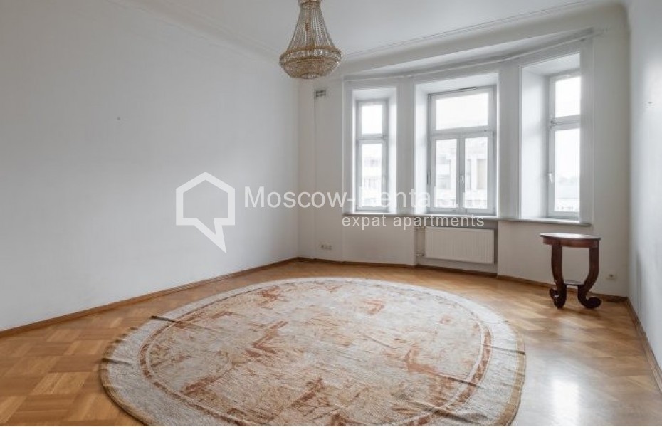 Photo #9 5-room (4 BR) apartment for <a href="http://moscow-rentals.ru/en/articles/long-term-rent" target="_blank">a long-term</a> rent
 in Russia, Moscow, B. Ordynka str, 67