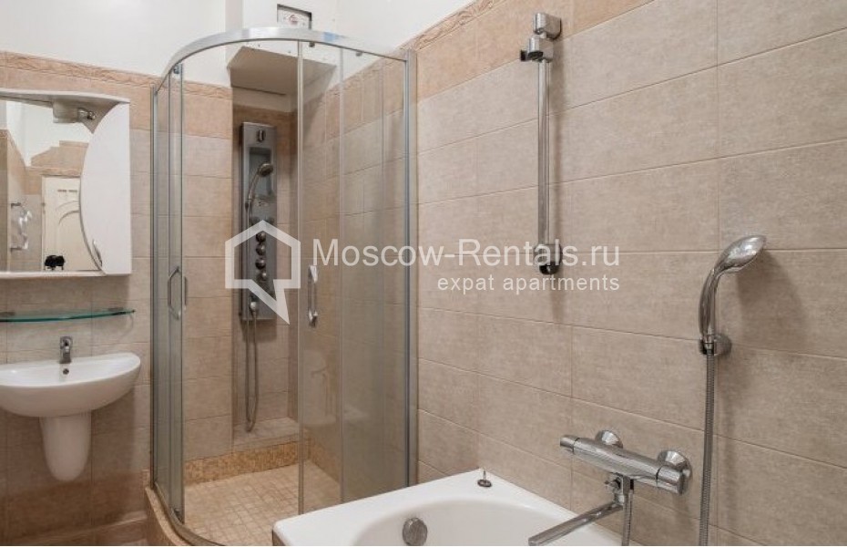 Photo #13 5-room (4 BR) apartment for <a href="http://moscow-rentals.ru/en/articles/long-term-rent" target="_blank">a long-term</a> rent
 in Russia, Moscow, B. Ordynka str, 67
