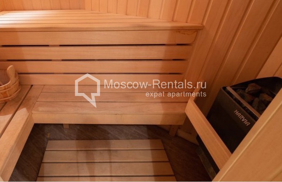 Photo #16 4-room (3 BR) apartment for <a href="http://moscow-rentals.ru/en/articles/long-term-rent" target="_blank">a long-term</a> rent
 in Russia, Moscow, Shabolovka str, 10к1