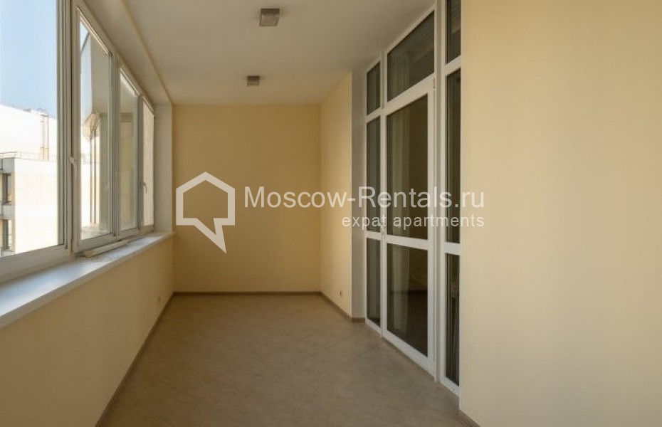 Photo #23 4-room (3 BR) apartment for <a href="http://moscow-rentals.ru/en/articles/long-term-rent" target="_blank">a long-term</a> rent
 in Russia, Moscow, Shabolovka str, 10к1