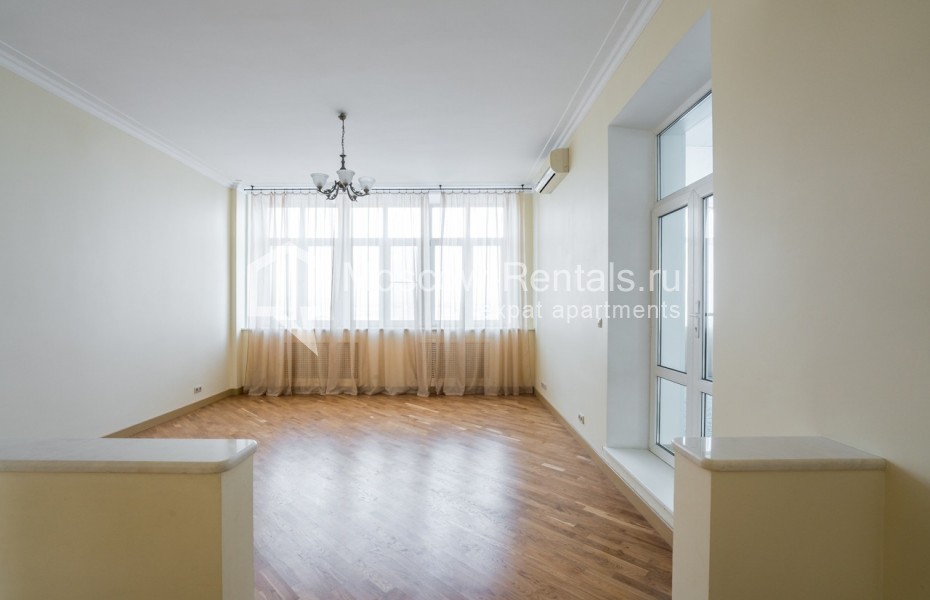 Photo #17 5-room (4 BR) apartment for <a href="http://moscow-rentals.ru/en/articles/long-term-rent" target="_blank">a long-term</a> rent
 in Russia, Moscow, Serafimovicha str, 2