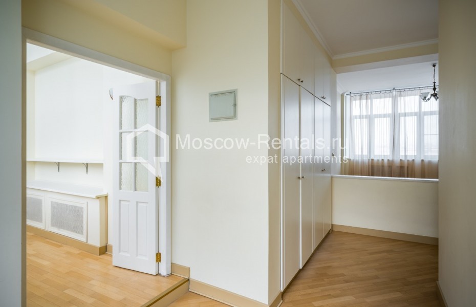 Photo #23 5-room (4 BR) apartment for <a href="http://moscow-rentals.ru/en/articles/long-term-rent" target="_blank">a long-term</a> rent
 in Russia, Moscow, Serafimovicha str, 2
