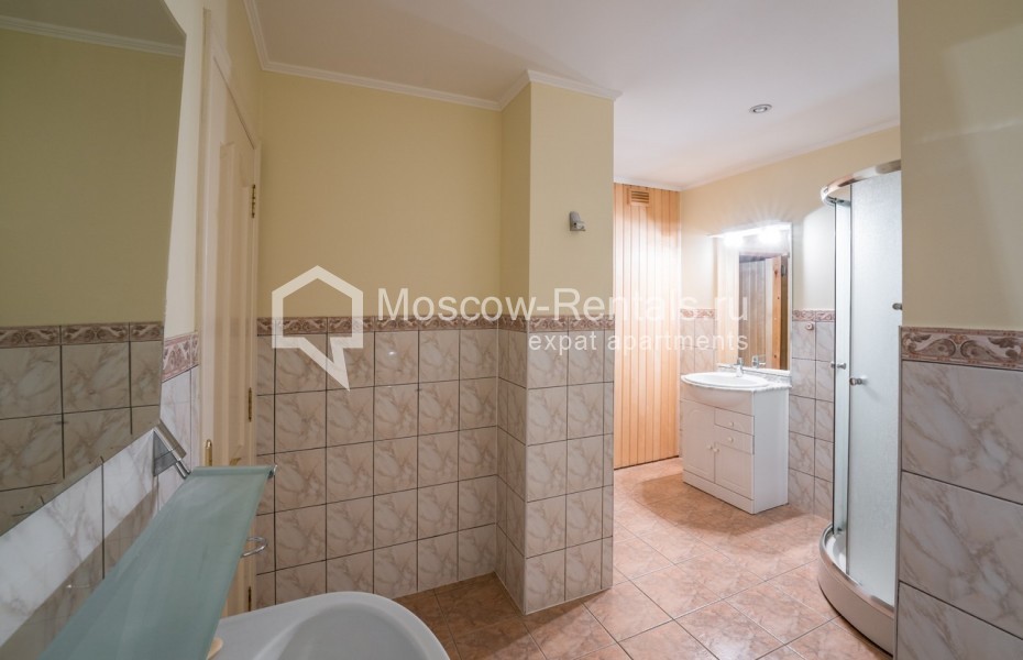 Photo #31 5-room (4 BR) apartment for <a href="http://moscow-rentals.ru/en/articles/long-term-rent" target="_blank">a long-term</a> rent
 in Russia, Moscow, Serafimovicha str, 2