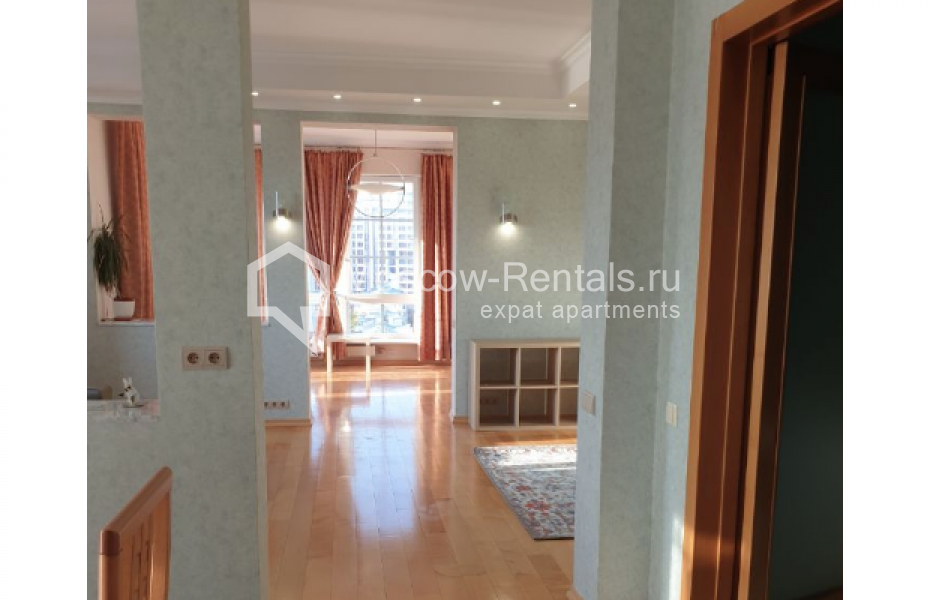 Photo #5 4-room (3 BR) apartment for <a href="http://moscow-rentals.ru/en/articles/long-term-rent" target="_blank">a long-term</a> rent
 in Russia, Moscow, 1st Smolenskyi lane, 17