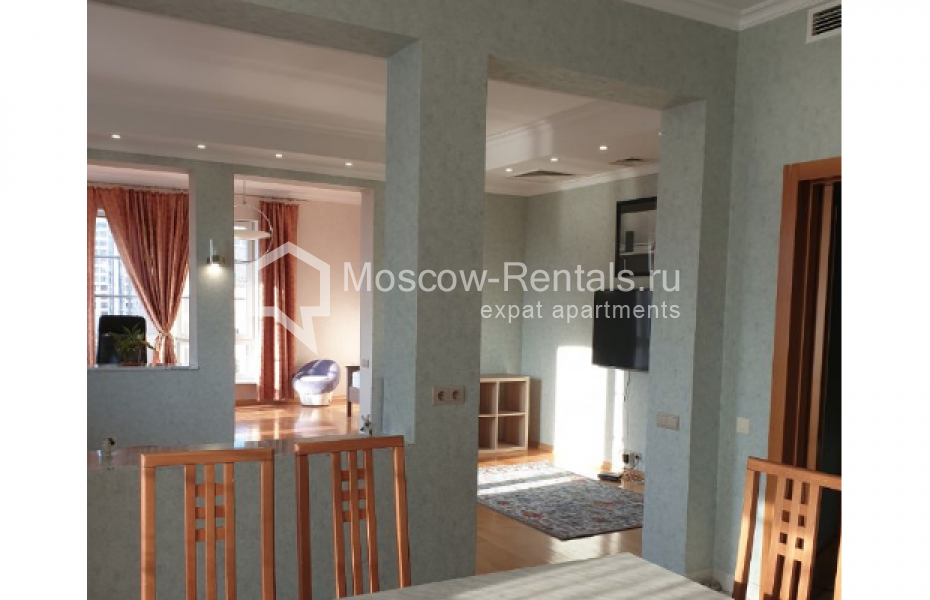 Photo #3 4-room (3 BR) apartment for <a href="http://moscow-rentals.ru/en/articles/long-term-rent" target="_blank">a long-term</a> rent
 in Russia, Moscow, 1st Smolenskyi lane, 17