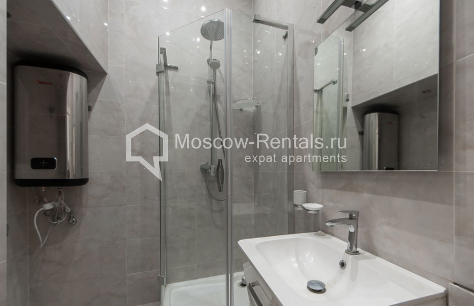 Photo #9 4-room (3 BR) apartment for <a href="http://moscow-rentals.ru/en/articles/long-term-rent" target="_blank">a long-term</a> rent
 in Russia, Moscow, Ostozhenka str, 3/14