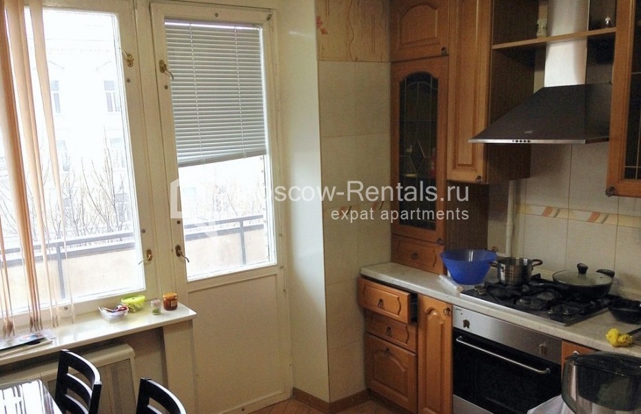 Photo #8 3-room (2 BR) apartment for <a href="http://moscow-rentals.ru/en/articles/long-term-rent" target="_blank">a long-term</a> rent
 in Russia, Moscow, Ruzheinyi lane, 4