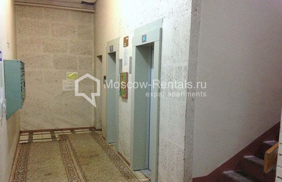 Photo #13 3-room (2 BR) apartment for <a href="http://moscow-rentals.ru/en/articles/long-term-rent" target="_blank">a long-term</a> rent
 in Russia, Moscow, Ruzheinyi lane, 4