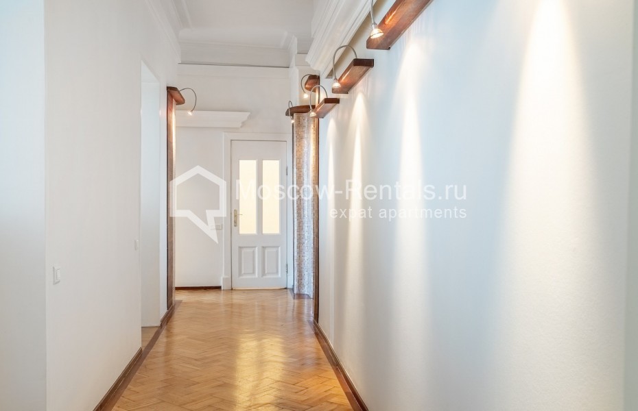 Photo #39 5-room (4 BR) apartment for <a href="http://moscow-rentals.ru/en/articles/long-term-rent" target="_blank">a long-term</a> rent
 in Russia, Moscow, Ogorodnaya Sloboda str, 14