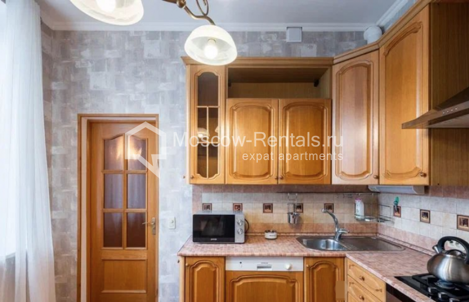 Photo #8 3-room (2 BR) apartment for <a href="http://moscow-rentals.ru/en/articles/long-term-rent" target="_blank">a long-term</a> rent
 in Russia, Moscow, Kutuzovskyi prosp, 10