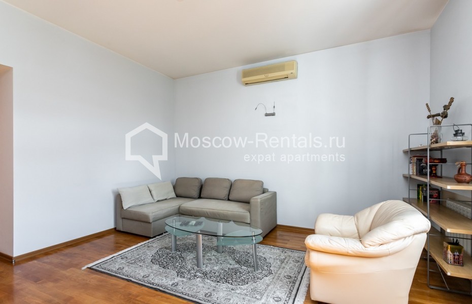 Photo #3 2-room (1 BR) apartment for <a href="http://moscow-rentals.ru/en/articles/long-term-rent" target="_blank">a long-term</a> rent
 in Russia, Moscow, Lubyanskyi proezd, 17