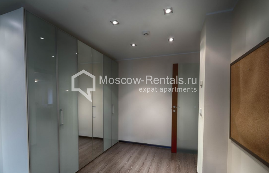 Photo #23 4-room (3 BR) apartment for <a href="http://moscow-rentals.ru/en/articles/long-term-rent" target="_blank">a long-term</a> rent
 in Russia, Moscow, Kropotkinskyi lane, 14