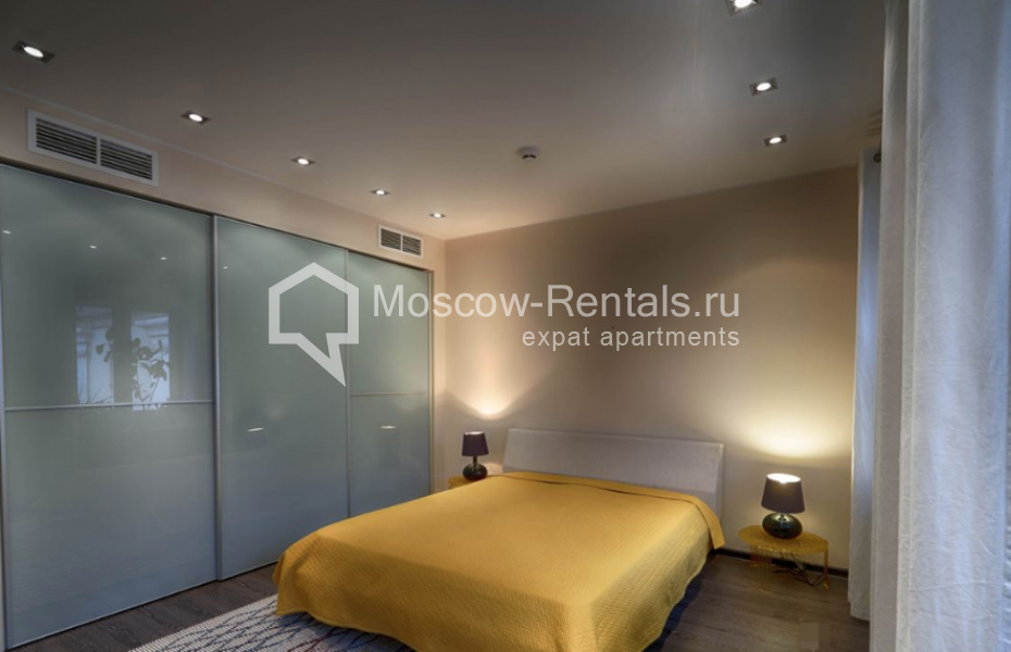 Photo #29 4-room (3 BR) apartment for <a href="http://moscow-rentals.ru/en/articles/long-term-rent" target="_blank">a long-term</a> rent
 in Russia, Moscow, Kropotkinskyi lane, 14