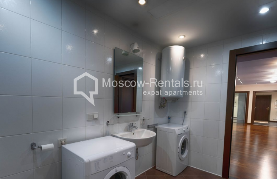 Photo #32 4-room (3 BR) apartment for <a href="http://moscow-rentals.ru/en/articles/long-term-rent" target="_blank">a long-term</a> rent
 in Russia, Moscow, Kropotkinskyi lane, 14