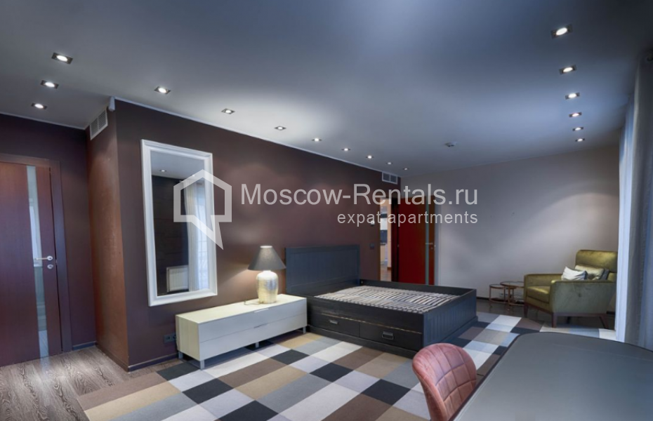 Photo #35 4-room (3 BR) apartment for <a href="http://moscow-rentals.ru/en/articles/long-term-rent" target="_blank">a long-term</a> rent
 in Russia, Moscow, Kropotkinskyi lane, 14