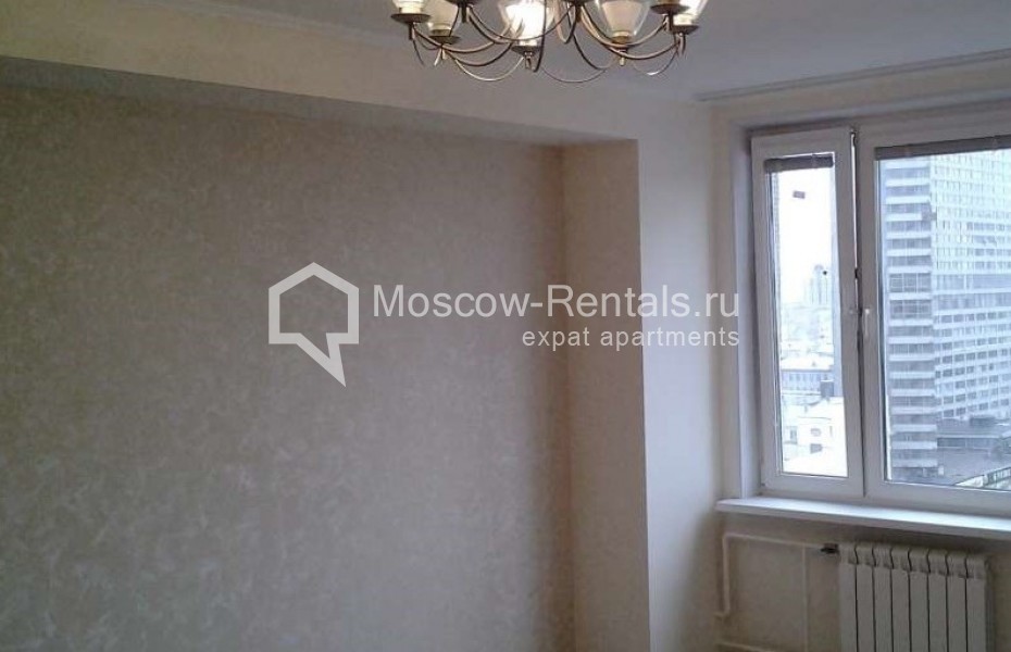 Photo #2 3-room (2 BR) apartment for <a href="http://moscow-rentals.ru/en/articles/long-term-rent" target="_blank">a long-term</a> rent
 in Russia, Moscow, New Arbat, 6