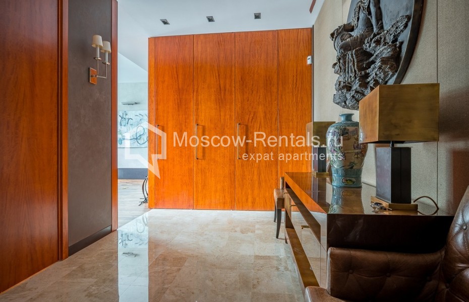 Photo #22 3-room (2 BR) apartment for <a href="http://moscow-rentals.ru/en/articles/long-term-rent" target="_blank">a long-term</a> rent
 in Russia, Moscow, Usacheva str, 2С3