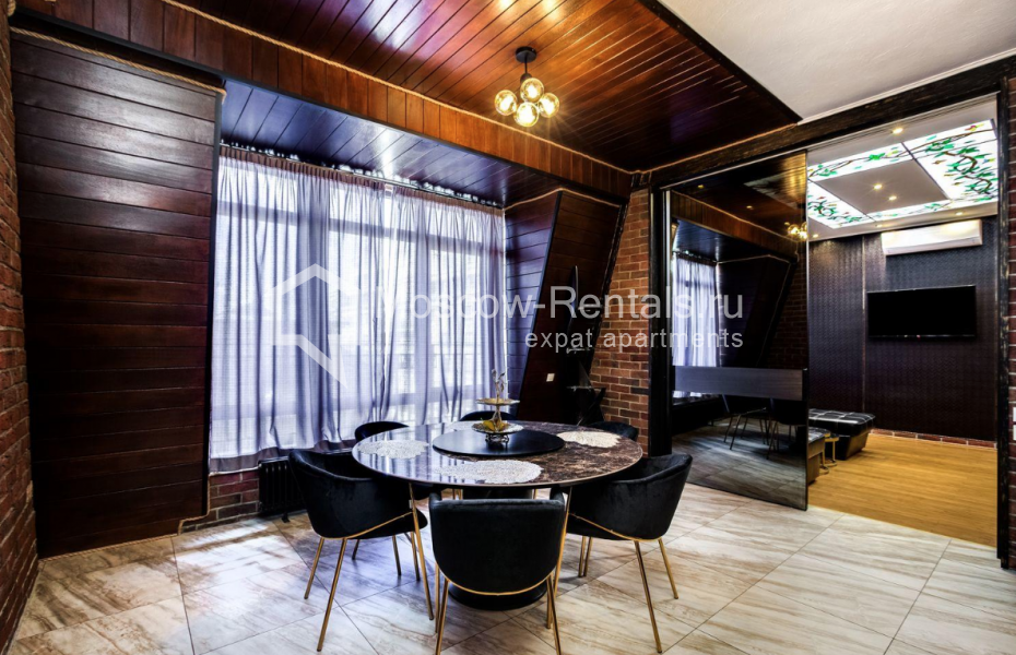 Photo #1 3-room (2 BR) apartment for <a href="http://moscow-rentals.ru/en/articles/long-term-rent" target="_blank">a long-term</a> rent
 in Russia, Moscow, Komsomolskyi prosp, 42С2