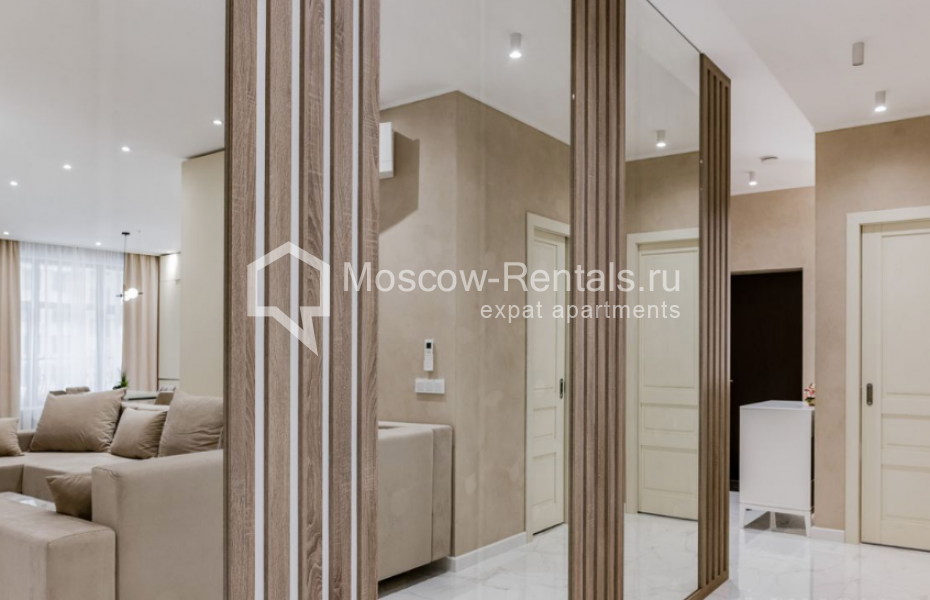 Photo #12 3-room (2 BR) apartment for <a href="http://moscow-rentals.ru/en/articles/long-term-rent" target="_blank">a long-term</a> rent
 in Russia, Moscow, Pogodinskaya str, 2